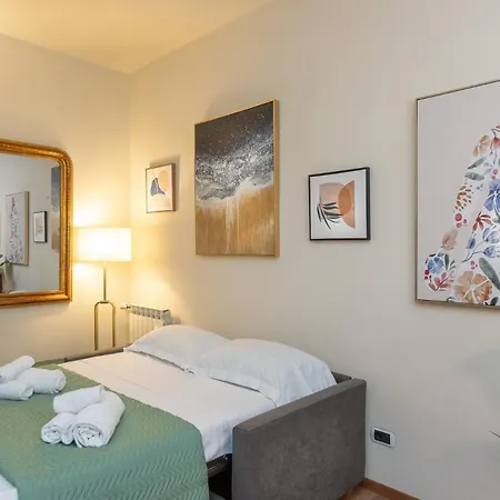 Apartament Teano House